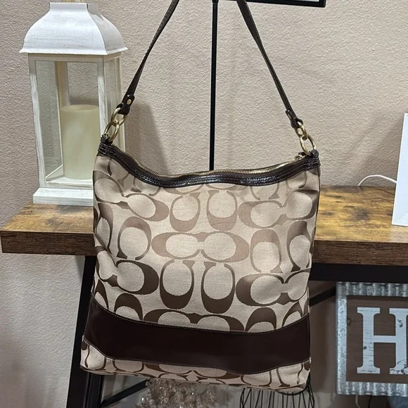 Coach Brown and Cream Signature Shoulder Large Bag - Picture 1 of 13